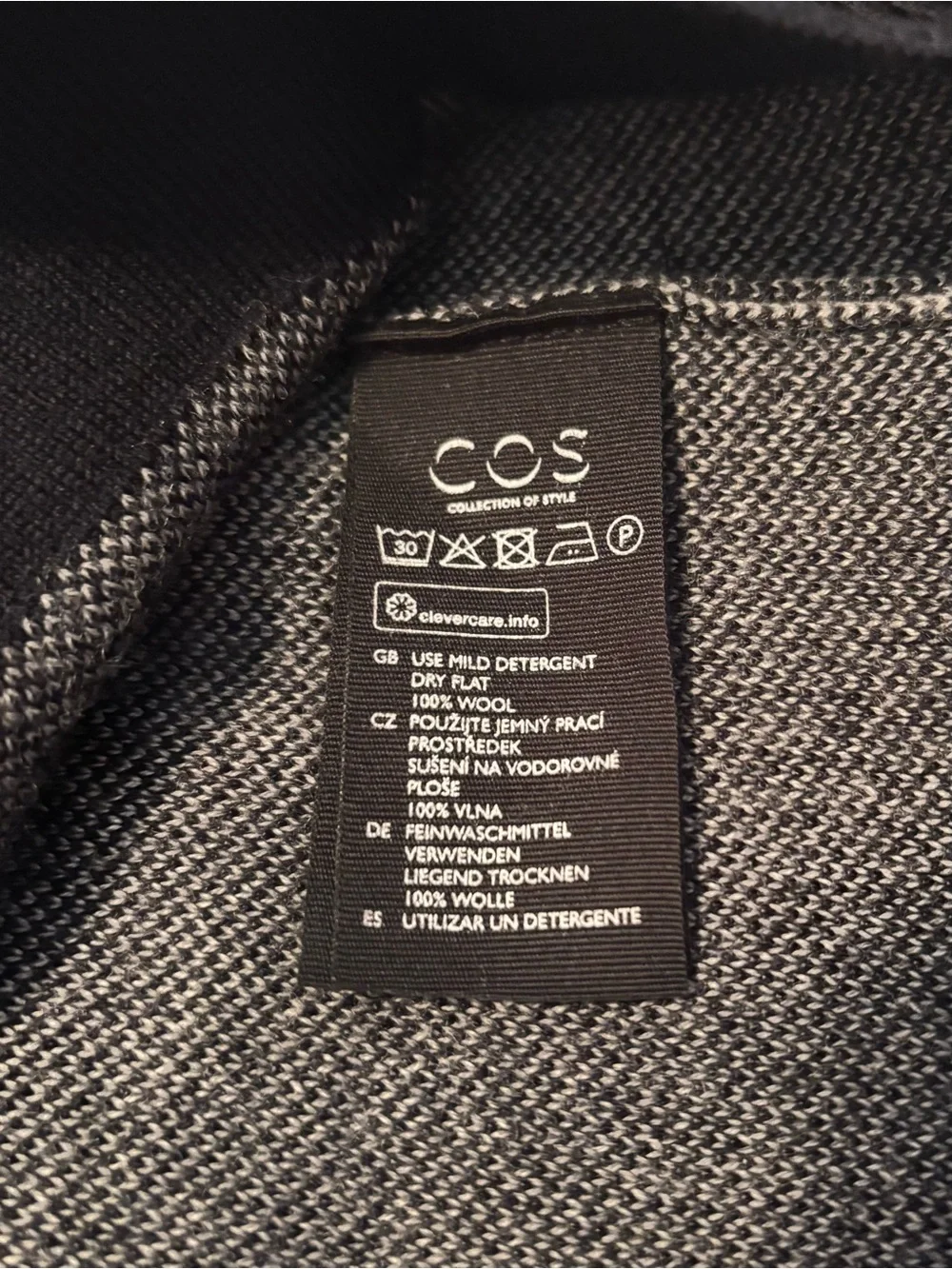 COS sweater M